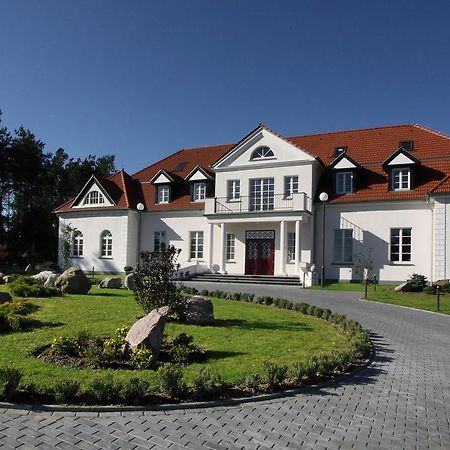Palac I Folwark Nemino Sierakowice  Kültér fotó